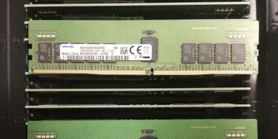 Samsung server memory stick M393A2K43DB2-CVF